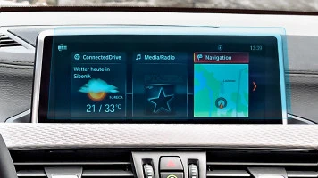Защитное стекло Pixsel на монитор BMW X2 / X2M - 10.2“ 2018 - 2023 (F39)
