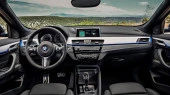 Защитное стекло Pixsel на монитор BMW X2 / X2M - 10.2“ 2018 - 2023 (F39)