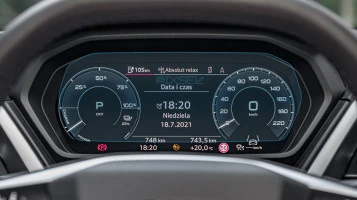 Ochronne szkło Pixsel na deskę rozdzielczą AUDI Q4 E-TRON - 9.9“ 2021 -
