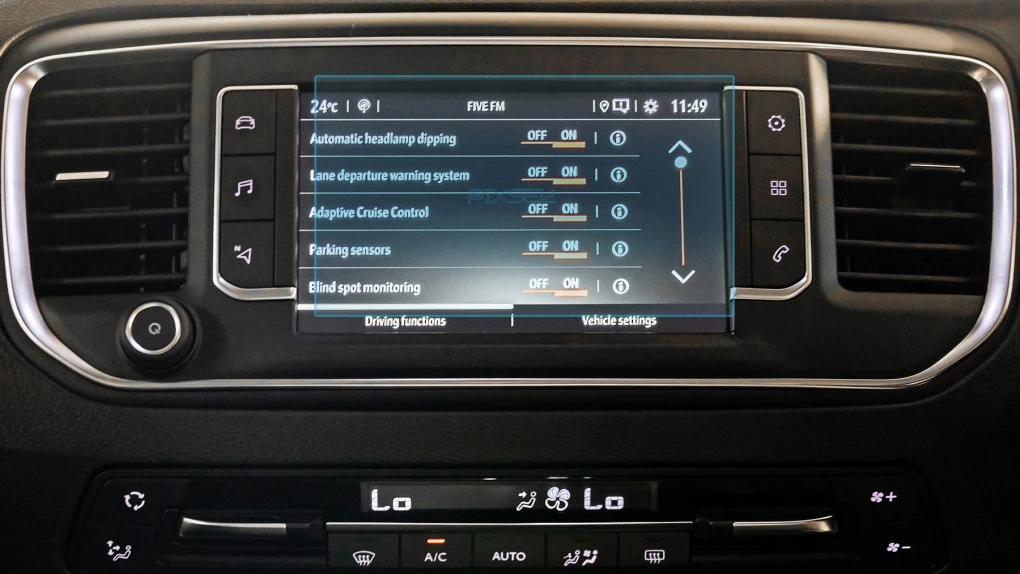 Защитное стекло Pixsel на монитор OPEL ZAFIRA LIFE - 6.9“ 2019 -
