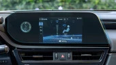 Ochronne szkło Pixsel na monitor LEXUS ES - 17.4“ 2021 -