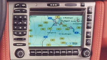 Защитное стекло Pixsel на монитор PORSCHE 911 - 5.6“ 2006 - 2008