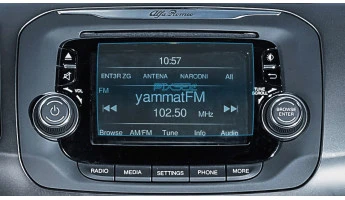 Защитное стекло Pixsel на монитор ALFA ROMEO GIULIETTA - 5“ 2016 - 2020