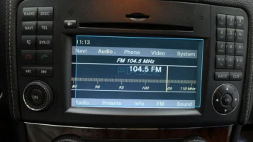 Защитное стекло Pixsel на монитор MERCEDES BENZ GL-CLASS - 5.6“ 2006 - 2011