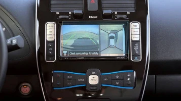 Защитное стекло Pixsel на монитор NISSAN LEAF - 6.8“ 2013 - 2018