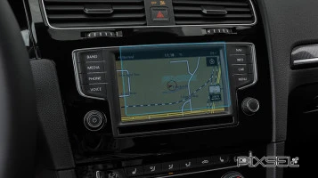 Ochronne szkło Pixsel na monitor VOLKSWAGEN GOLF - 6.3“ 2013 - 2017