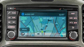 Защитное стекло Pixsel на монитор NISSAN JUKE - 5.6“ 2015 - 2018