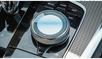Ochronne szkło Pixsel na wybierak BMW X6 - 2.7“ 2019 - 2022 (G06)