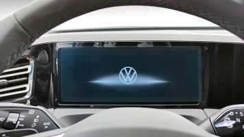 Ochronne szkło Pixsel na deskę rozdzielczą VOLKSWAGEN TIGUAN - 13“ 2024 -
