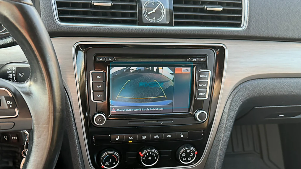 Захисне скло Pixsel на монітор VOLKSWAGEN PASSAT - 6.5“ 2015 - 2019 (B8)