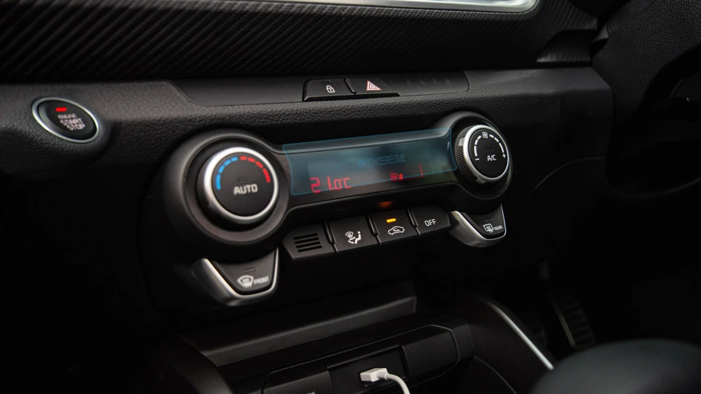 Ochronne szkło Pixsel na panel klimatyzacji KIA STONIC - 4.6“ 2022 -