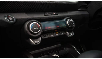 Ochronne szkło Pixsel na panel klimatyzacji KIA STONIC - 4.6“ 2022 -