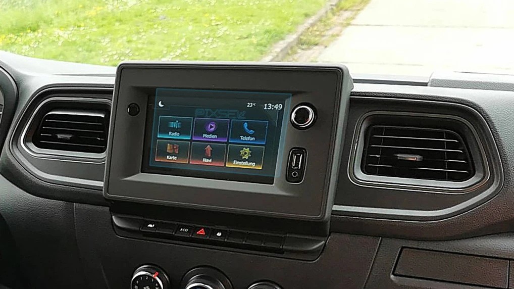 Захисне скло Pixsel на монітор RENAULT MASTER - 6.9“ 2020 - 2023