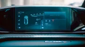 Защитное стекло Pixsel на монитор FERRARI PUROSANGUE - 11.9“ 2023 -