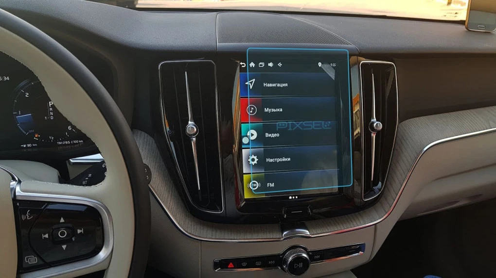 Защитное стекло Pixsel на монитор VOLVO XC60 - 8.9“ 2025 -