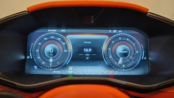 Захисне скло Pixsel на панель приладів ASTON MARTIN DBX707 - 13.3“ 2025 -