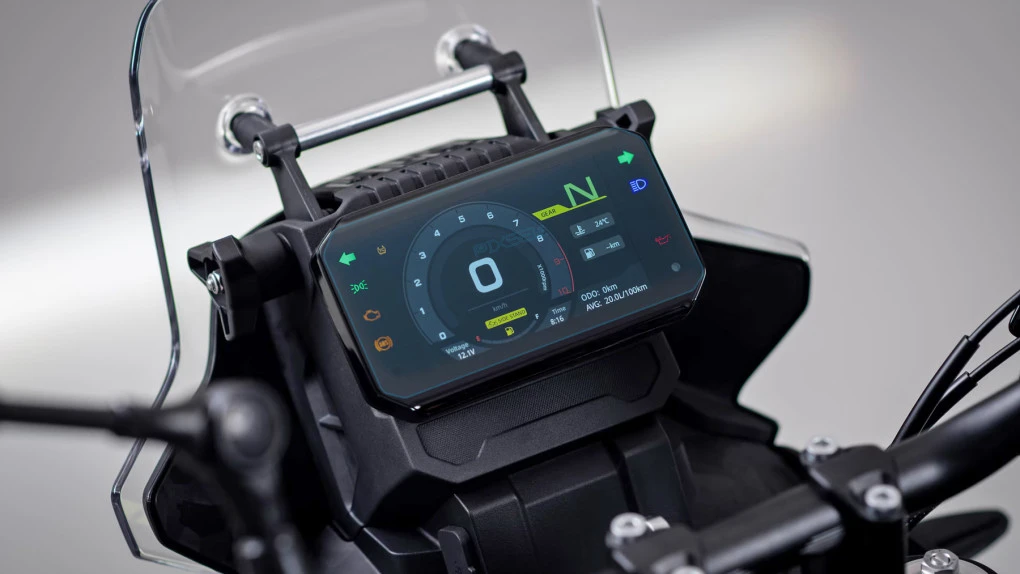 Ochronne szkło Pixsel na moto prędkościomierz CFMOTO 450MT 6.8“