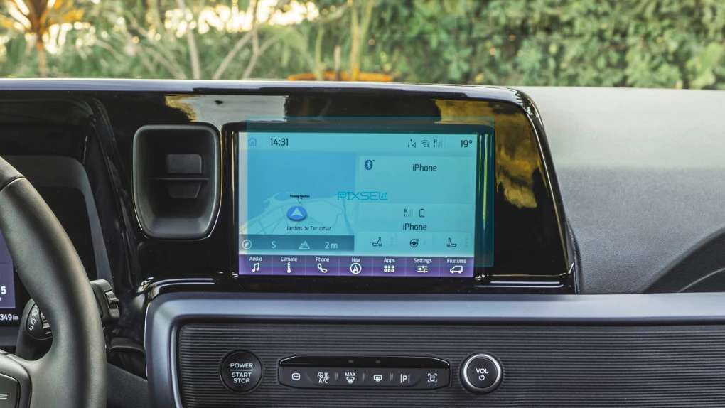Ochronne szkło Pixsel na monitor FORD TOURNEO / TRANSIT COURIER - 8.1“ 2023 -