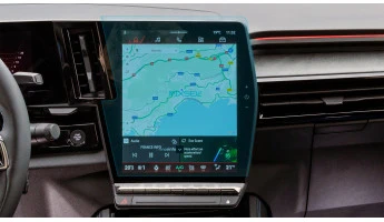 Защитное стекло Pixsel на монитор RENAULT RAFALE - 14.6“ 2023 -