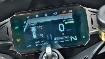 Защитное стекло Pixsel на спидометр мотоцикла CFMOTO 675SR-R 2024 + 6.8“